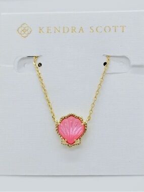 Kendra Scott Brynne Gold Short Pendant Necklace In Pink Blush Shell